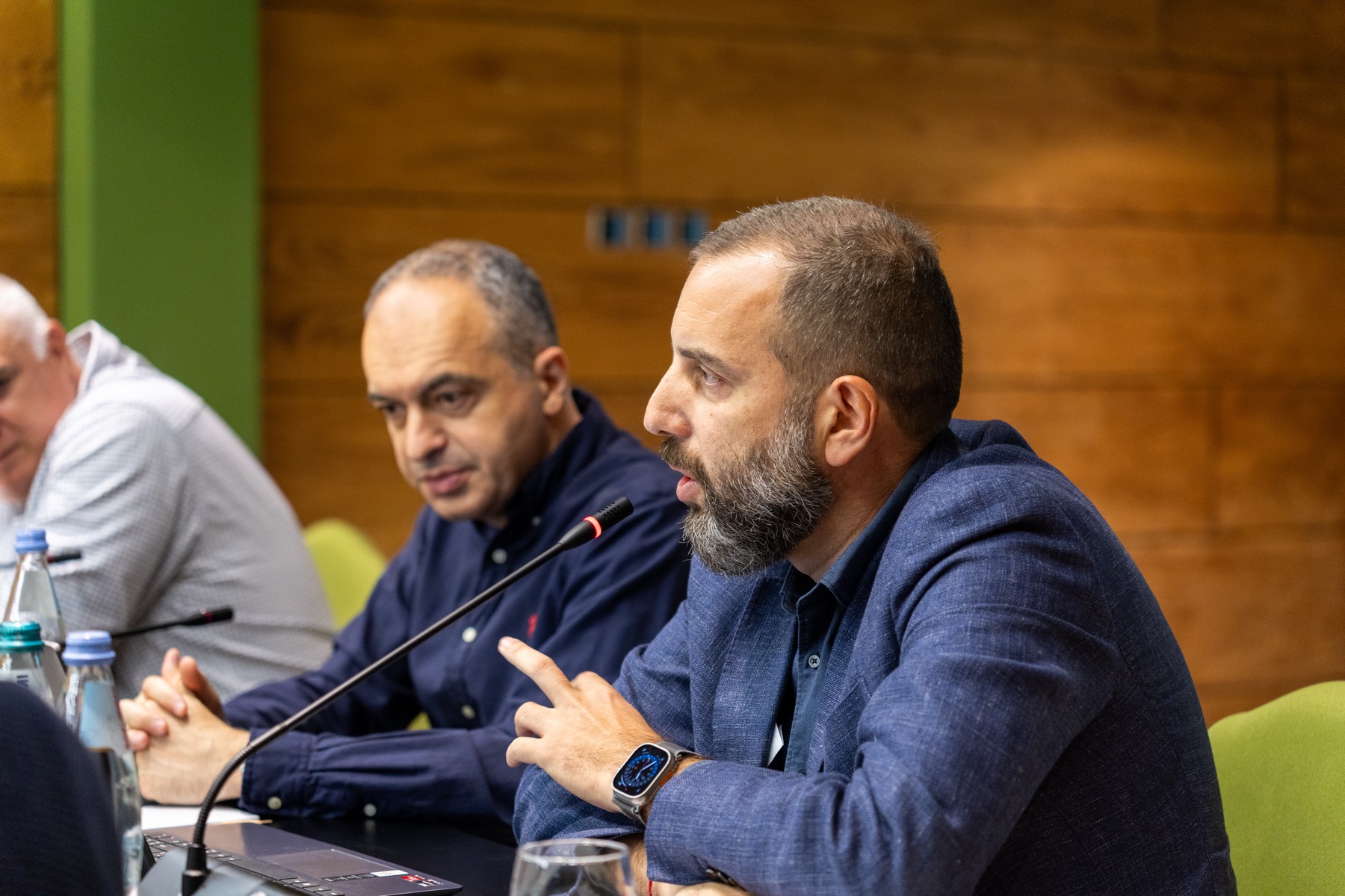 ფოტო. გიორგი აბრამიშვილი ლექტორიუმის მესამე შეხვედრაზე. 25 სექტემბერი, 2026.